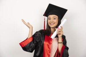 How to Stand Out in Graduate Job Applications: Tips from UK Recruiters